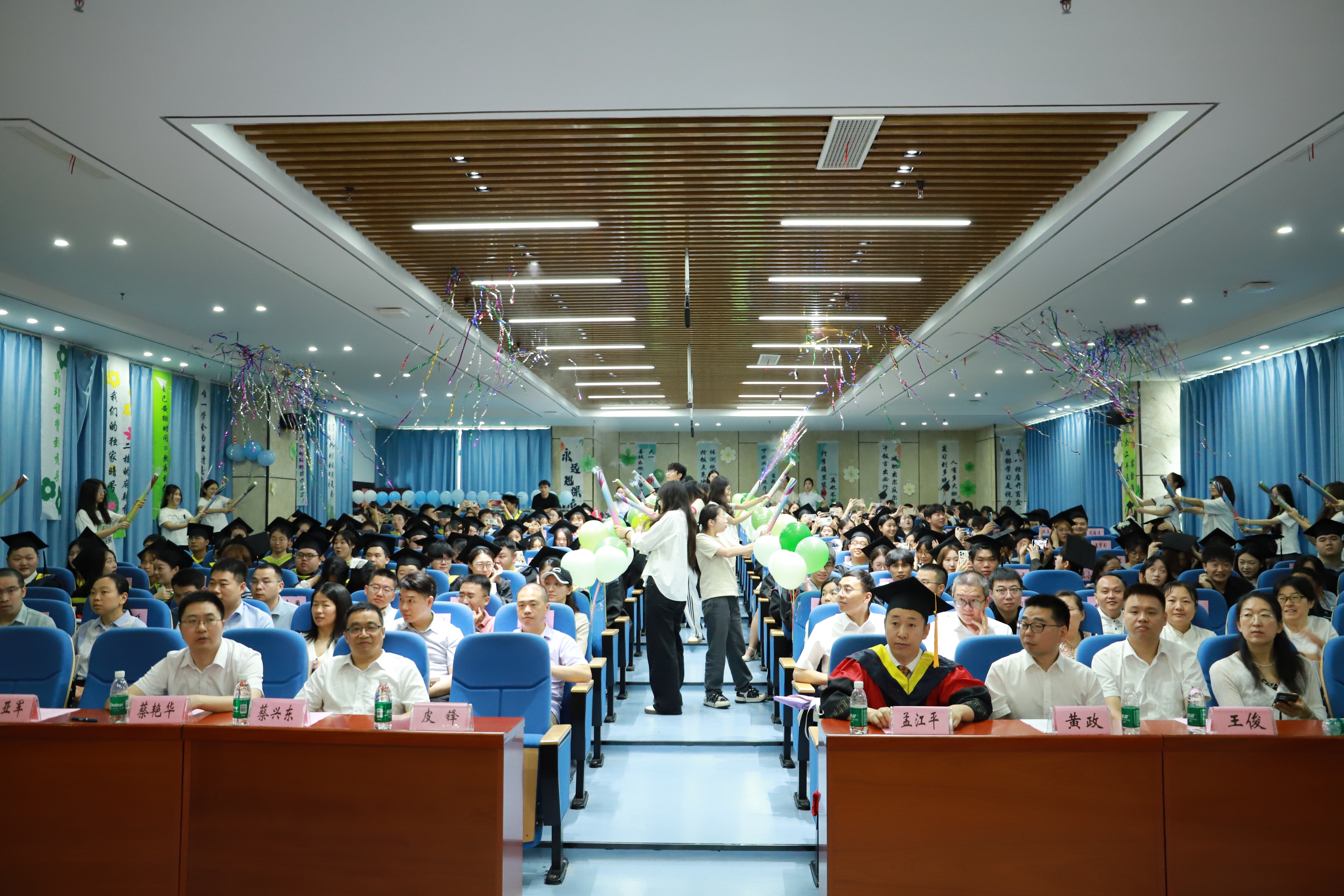 Riut_1750762214715054916.jpg Riut_1750762214715054916.jpg