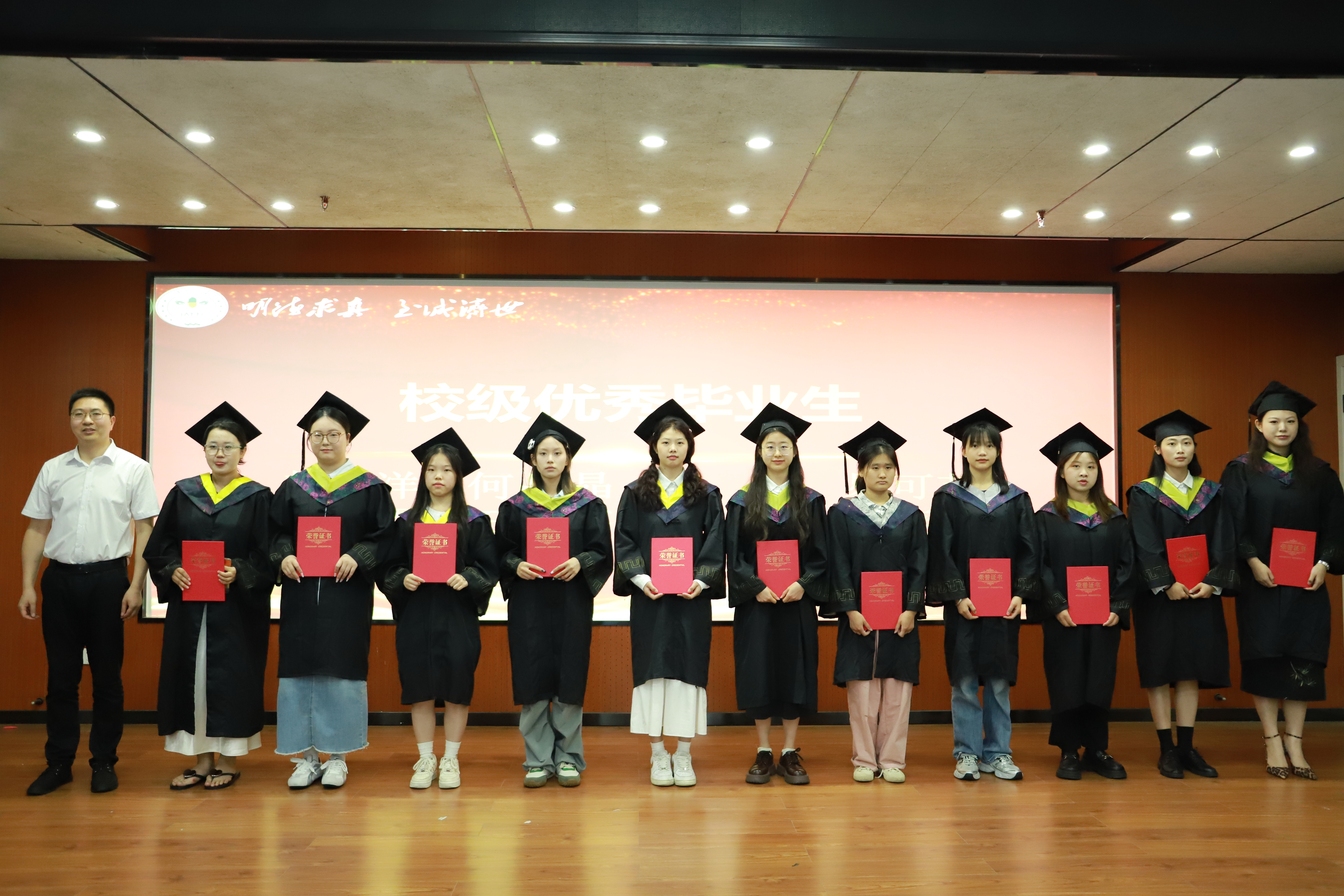 VKPq_1750762569000029874.jpg VKPq_1750762569000029874.jpg