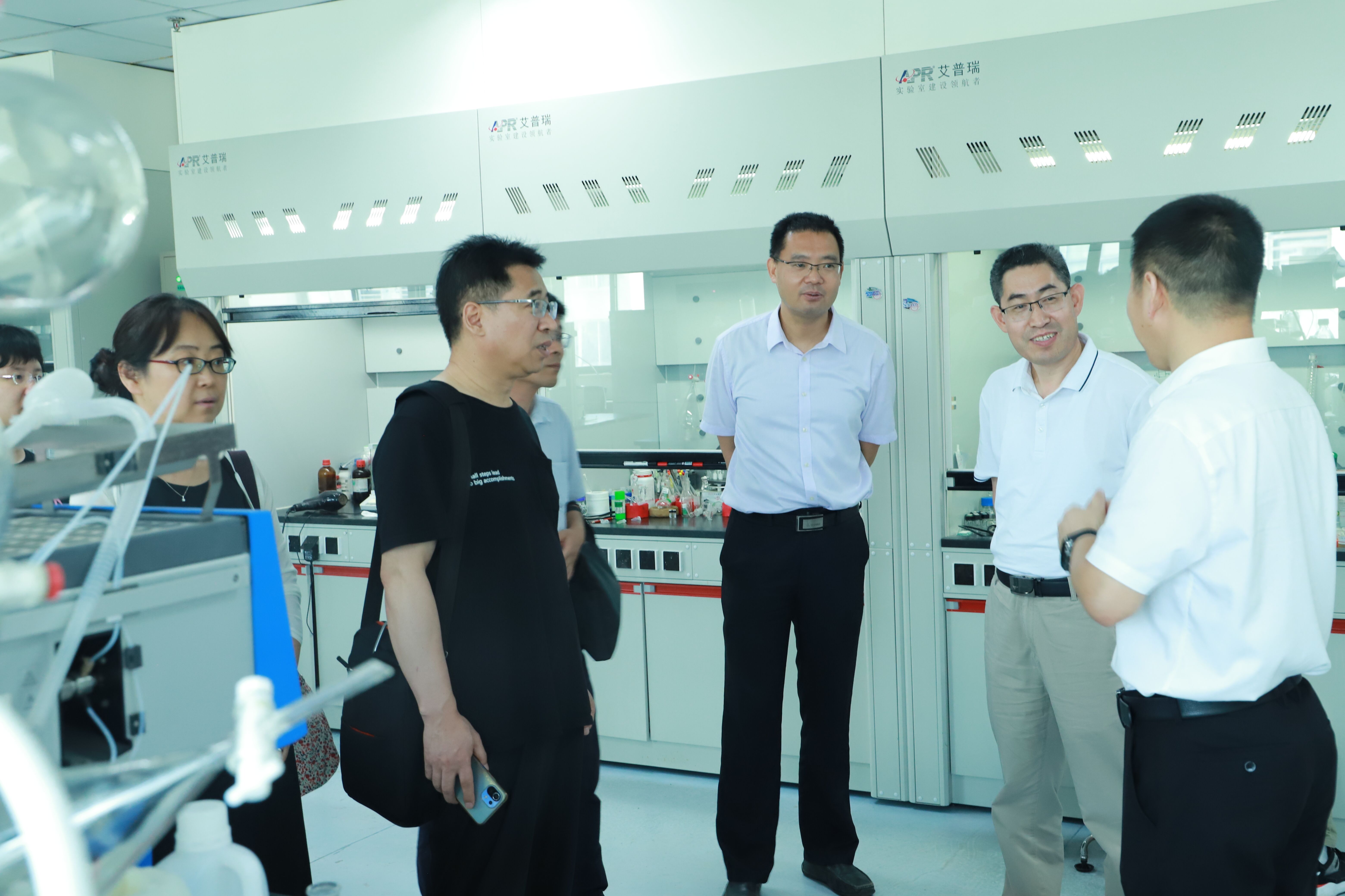 HZKh_1752744933531080189.jpg HZKh_1752744933531080189.jpg