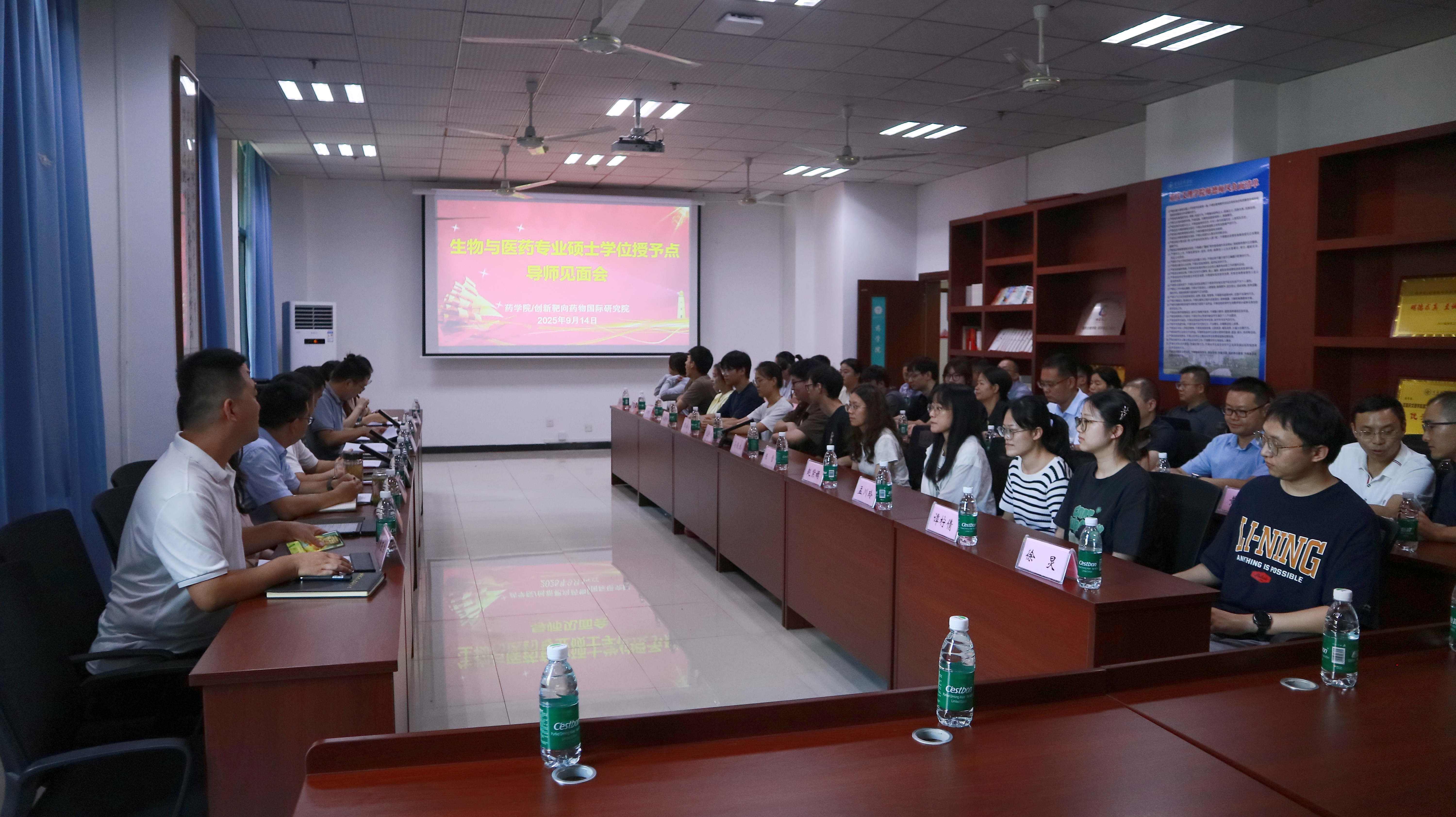 LpPC_1758008302890070771.jpg LpPC_1758008302890070771.jpg